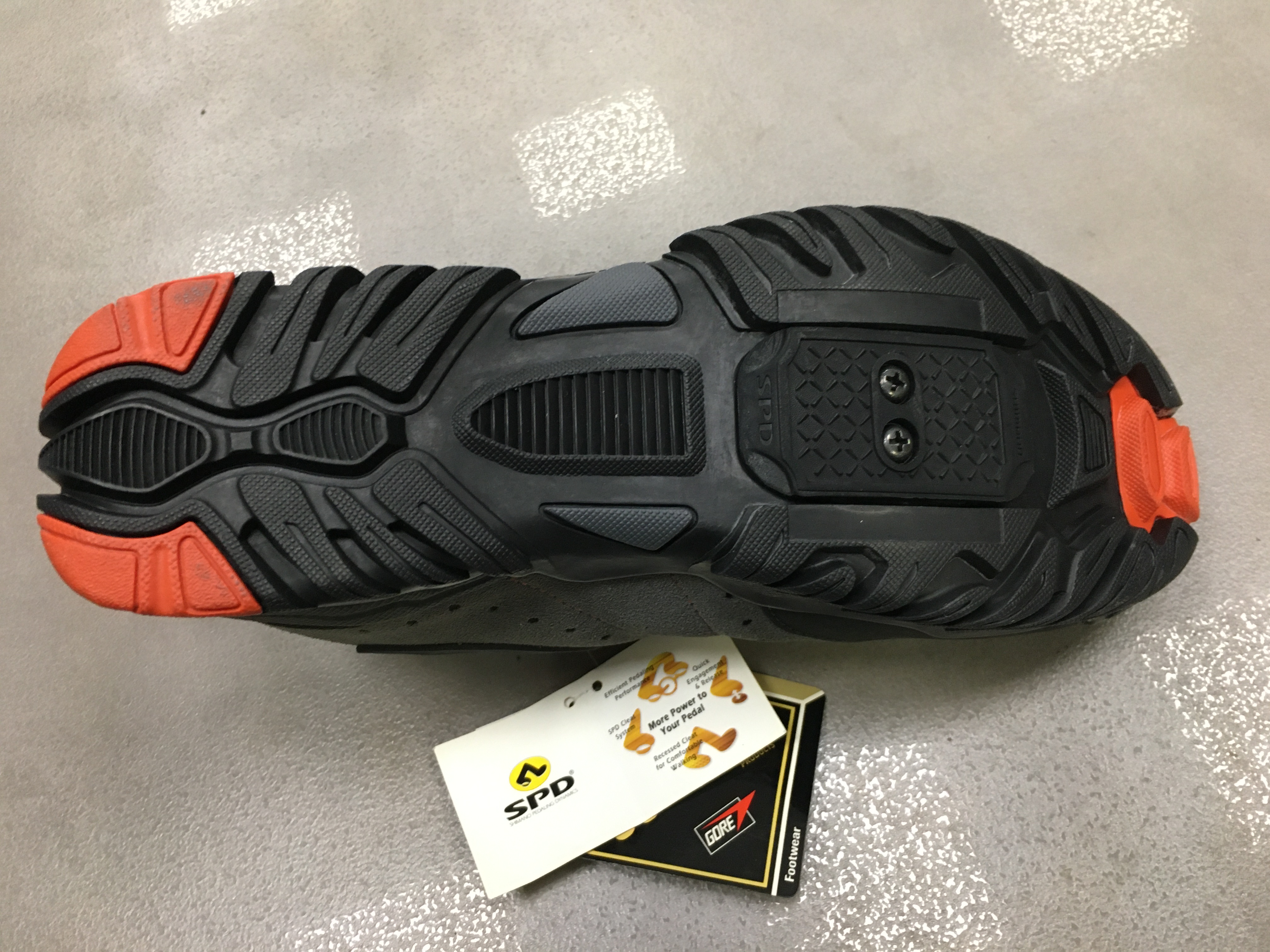 Sleva 50% Cyklo boty Shimano vel. 41 GORE-TEX 